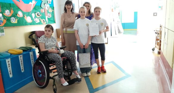wolontariusze naszej szkoły w osrodku wychowawczo rewalidacyjnym