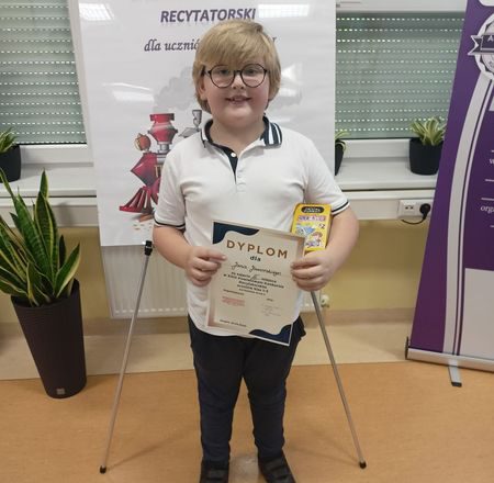 zwycięzca konkursu recytatorskiego